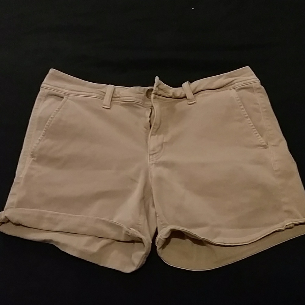 American Eagle khaki shorts